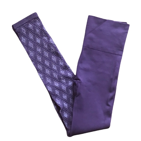 Tema Athletics High Waisted Textured Purple Leggings - Picture 6 of 6